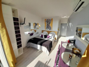 Studio Village Naturiste Lollipop